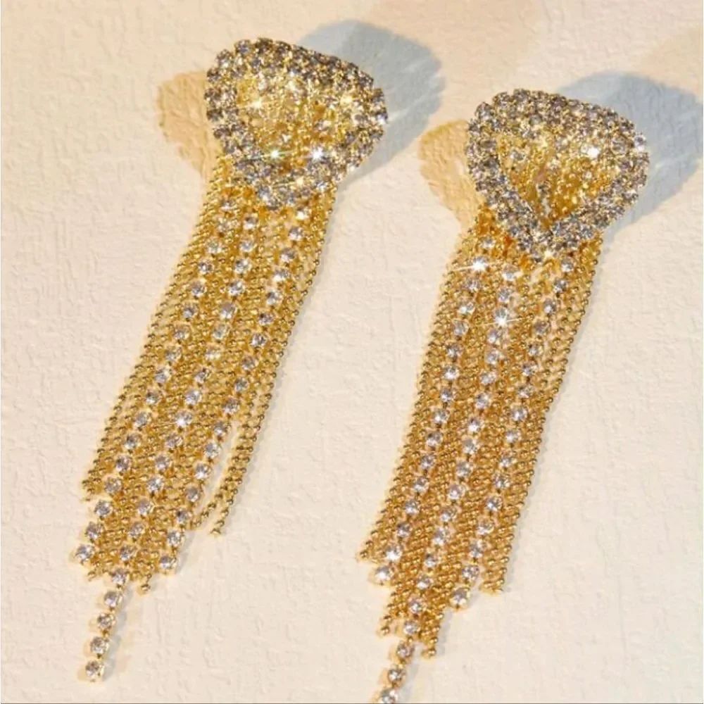 Luxury Rhinestone Gold Crystal Heart Tassel Earrings